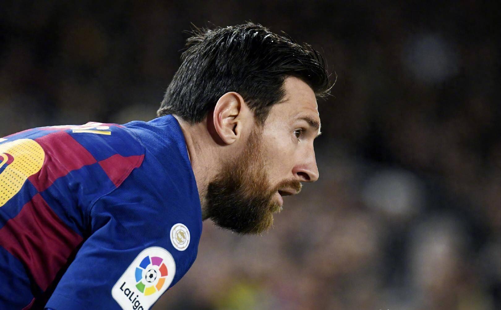 九游互动体验-梅西刷新世界纪录，巴萨教练激动落泪！(梅西刷新世界纪录,巴萨教练激动落泪视频)